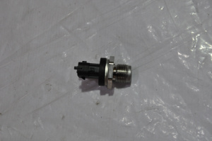 Датчик давления топлива в рампе Bosch 0281002937/6364 ISDe,ISBe,ISF3.8,ISLe (АНАЛОГ) (C)